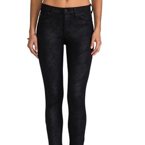 Black python size 24 Hudson Nico mid rise skinny